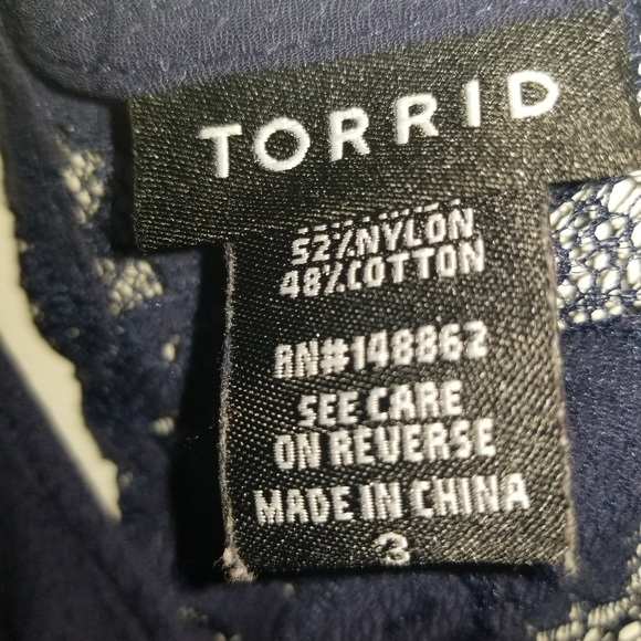 Blouse - Picture 2 of 4